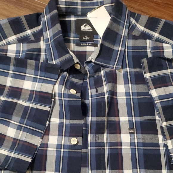 Quiksilver Navy and White Plaid Button Down Shirt - Picture 3 of 5